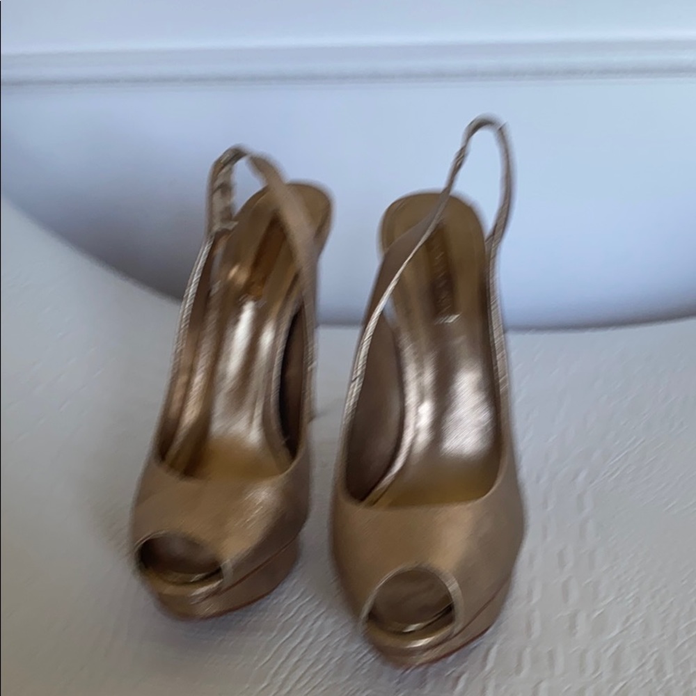 Gold Peep toe Pump Sandals Size 8.5